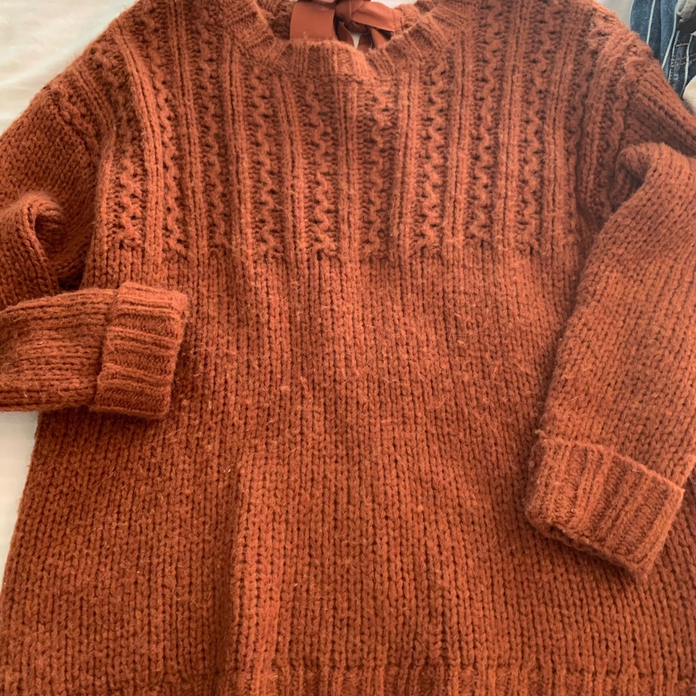 Aerie sweater